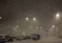 «Είδα τη ζωή να περνάει μπροστά από τα μάτια μου» λέει η ετοιμόγεννη που εγκλωβίστηκε στην Αττική Οδό λόγω του χιονιά το 2022