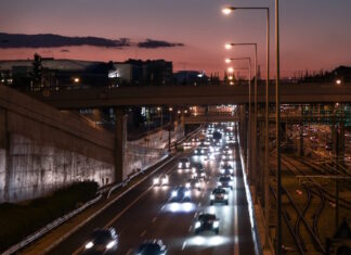 Κυκλοφοριακές ρυθμίσεις στην Αττική Οδό από σήμερα Παρασκευή στις 20:00, μέχρι αύριο Σάββατο στις 12:00