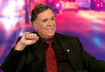 Χάρης Ρώμας: Οι… τραγουδιστάδες που του θυμίζουν τον Κατακουζηνό και οι πιτζάμες που πρέπει να σκίζονται σε μια σχέση!