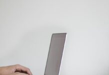 Μονιμότητα των δημοσίων υπαλλήλων: Τι διευκρίνισε ο Λιβάνιος