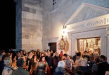 Πότε είναι οι Πρώτοι Χαιρετισμοί: Τι ώρα ξεκινούν και πότε ψάλλεται ο Ακάθιστος Ύμνος