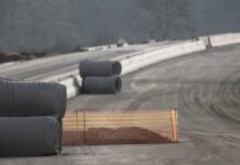 Νομοσχέδιο για αυστηρότερα πρόστιμα στα ΜΜΜ για όσους δεν κόβουν εισιτήριο – Τι ισχύει για τα ηλεκτρικά ταξί