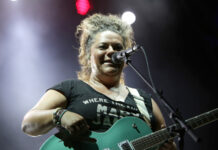 Ματούλα Ζαμάνη: Η στιγμή που πήγε να το σκάσει από το σπίτι στα 9 της, ο έρωτας που της χτύπησε την πόρτα και η περιβόητη μπλούζα