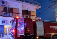 Φωτιά στα Σπάτα σε αποθηκευτικό χώρο καταστήματος αθλητικών ειδών