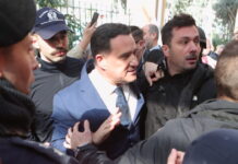 Γεωργιάδης για τα επεισόδια στο νοσοκομείο Νίκαιας: «100% θα με χτυπούσαν αν δεν ήταν εκεί η αστυνομία»