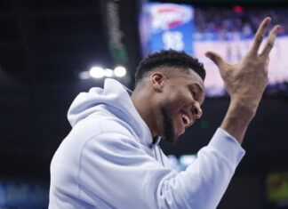 Ο coach Γιάννης Αντετοκούνμπο στο NBA All Star Game, οι οδηγίες στον Τάκο Φολ, η μπηχτή για τον Σαμς Σαράνια και η νίκη