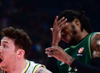 Παναθηναϊκός – Φενέρμπαχτσε: Ο Χολμς πήγε με αίματα στον πάγκο του «τριφυλλιού»