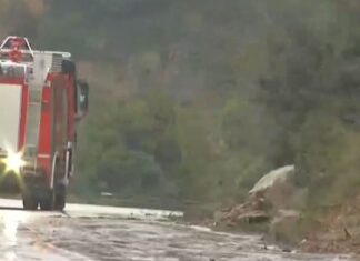 Νέα κατολίσθηση έκλεισε την παλαιά εθνική οδό Άρτας – Αμφιλοχίας – Αποκομμένη οδικώς η Ήπειρος