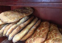 Λαγάνα: Γιατί την τρώμε κάθε Καθαρά Δευτέρα και τι συμβολίζει – Η πιο εύκολη και νόστιμη συνταγή