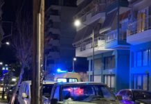 Λάρισα: Μωρό έπεσε από τον 3ο όροφο – Μεταφέρθηκε εσπευσμένα στο νοσοκομείο