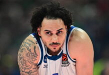 Ξέσπασμα Λάρκιν εναντίον του Κουτλουάι: «Αν ακολουθήσεις τον ανόητο θα γίνεις κι εσύ κλόουν»