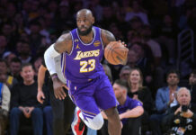 NBA: Ο Τζέιμς έδωσε τη νίκη στους Λέικερς επί των Μάβερικς, οι Μπλέιζερς πέρασαν από την έδρα των Τζαζ