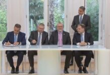 «Έπεσαν» οι υπογραφές στο Μαξίμου για τη συμφωνία με την Chevron για έρευνες υδρογονανθράκων