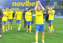 Μπακάκης: Εβαλε τέλος στην καριέρα του σε ηλικία 34 ετών