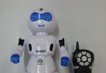 Ο EETT αποσύρει παιχνίδι με τηλεκατευθυνόμενο ρομπότ