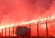 ΠΑΟΚ: Η Τούμπα πήρε «φωτιά» για τους οπαδούς που πέθαναν, απίθανες εικόνες στο 27ο λεπτό του ματς με τον Πανσερραϊκό