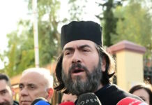 Κιβωτός του Κόσμου: «Ο πατέρας Αντώνιος προτίμησε τις τηλεοπτικές συνεντεύξεις και να παρουσιαστεί ως θύμα σκευωρίας», λένε οι δικηγόροι των θυμάτων