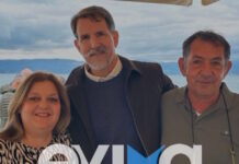 Ο Παύλος Ντε Γκρες έφαγε σε ουζερί της Εύβοιας και ξετρελάθηκε με τους μεζέδες