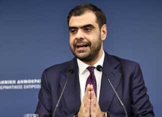 Παύλος Μαρινάκης: Η Ζωή Κωνσταντοπούλου ξεπερνά τα όρια της χυδαιότητας – Δεν θα επιτρέψω ποτέ να διαστρεβλώνουν τα λόγια μου