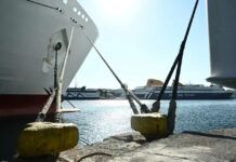 Απεργία στα πλοία το Σάββατο 28 Φεβρουαρίου κήρυξε η ΠΝΟ – Φόρος τιμής στα θύματα των Τεμπών