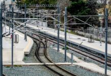 Ζεφύρι: Στα χέρια των αρχών 38χρονος που έκλεψε 100 μέτρα καλώδια από τον Προαστιακό