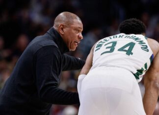 Μιλγουόκι Μπακς: Τέλος ο Ντοκ Ρίβερς από τη θέση του προπονητή