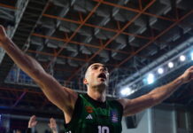 Ολυμπιακός – Παναθηναϊκός: Οι πανηγυρισμοί των παικτών του «τριφυλλιού» και ο Χέιζ-Ντέιβις σε ρόλο cameraman