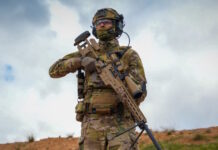 Οι ελεύθεροι σκοπευτές των Ειδικών Δυνάμεων παρέλαβαν τα νέα όπλα sniper TRG-M10