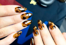 Tortoiseshell nails: Η τάση που υιοθετούν όλα τα cool κορίτσια