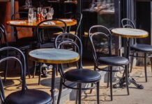 Μυτιλήνη: Μείωση 90% στα τέλη τραπεζοκαθισμάτων από το Λιμενικό Ταμείο