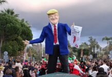 Έκαψαν ομοίωμα του Ντόναλντ Τραμπ στο καρναβάλι του Ναυπλίου