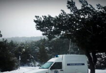 Παρνασσός: Δύο ορειβάτες αποπροσανατολίστηκαν και χάθηκαν στο βουνό – Επιχείρηση για τη διάσωσή τους