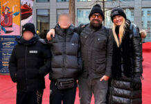 Γρηγόρης Γκουντάρας: Διαβάζει την έκθεση του γιου του με τίτλο «Ο πατέρας μου» και «λιώνει»