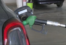 Χειρόφρενο τραβούν οι οδηγοί λόγω της αύξησης στις τιμές των καυσίμων