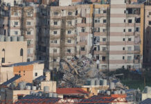 Το Ιράν συνεχίζει να χτυπά αμερικανικούς στόχους στη Μέση Ανατολή