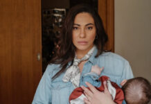 Ευρυδίκη Βαλαβάνη: Η βραδινή της ρουτίνα σε fast forward έχει μόνο συμμάζεμα και αλεσμένη τροφή