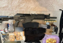 Εξάρθρωση εγκληματικής οργάνωσης στη Λάρισα: Οικογενειακή υπόθεση η σπείρα με «χρυσές» λίρες, όπλα, εκβιάσεις και απάτες