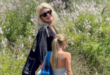 Ελένη Μενεγάκη: Η Μαρίνα της γίνεται 11 και η μαμά Ελένη εύχεται με την πιο τρυφερή οικογενειακή φωτό τους