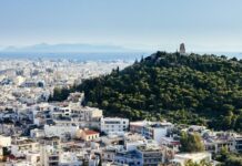 ΕΝΦΙΑ: Ποιοι δικαιούνται πλήρη απαλλαγή – Τα νέα SOS που πρέπει να γνωρίζετε