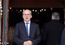 Χατζηδάκης: Θέμα ημερών οι παρεμβάσεις για το ενεργειακό κόστος της βιομηχανίας-Τι είπε για τον τουρισμό και τις ΑΠΕ