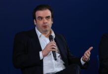 Πιερρακάκης στη Le Monde: Θα επιταχυνθεί η εγκαθίδρυση μιας ευρωπαϊκής αγοράς κεφαλαίων με ενιαία εποπτεία – Τι λέει για την Ένωση Αποταμιεύσεων και Επενδύσεων