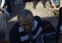 Ο Αντώνης Σαμαράς στην Καλαμάτα: Με ασπρόμαυρο κασκόλ στις εξέδρες για την «φιέστα» της ομάδας