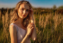 Barn girl blonde: Η πιο φυσική απόχρωση ξανθού που θα συναντήσετε φέτος