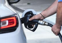 Πόλεμος στη Μέση Ανατολή: Μέτρα τύπου… «Pass» για τη στήριξη νοικοκυριών και επιχειρήσεων αν διαρκέσει η κρίση