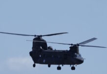 Chinook: «Εκτοξεύεται» η διαθεσιμότητα στα πολύτιμα ελικόπτερα πολλαπλών ρόλων της Αεροπορίας Στρατού
