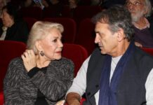 Ο Γιώργος Νταλάρας αποχαιρετά την Μαρινέλλα: «Σ’ ευχαριστώ για όλα, μάνα»