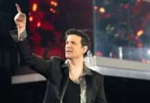 Νίνο: Εκτός μαγαζιού απόψε το βράδυ ο τραγουδιστής. Τι συμβαίνει;