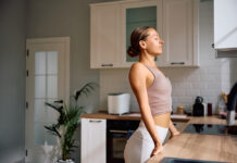 Η επιστήμη της μεγάλης εκπνοής: Το απλό μοτίβο για να ηρεμήσετε σε δευτερόλεπτα