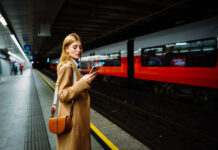 Δύσκολο το adulting: 5 μύθοι που σας κρατούν πίσω χωρίς να το καταλαβαίνετε