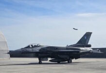Στην Κύπρο έφτασαν τέσσερα ελληνικά F-16 εν αναμονή των φρεγατών «Κίμων» και «Ψαρά»